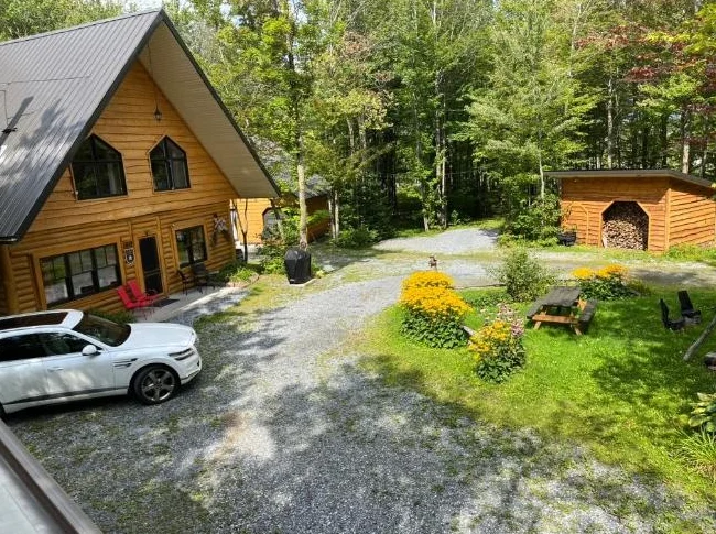 Chalet en bois rond thumbnail 9
