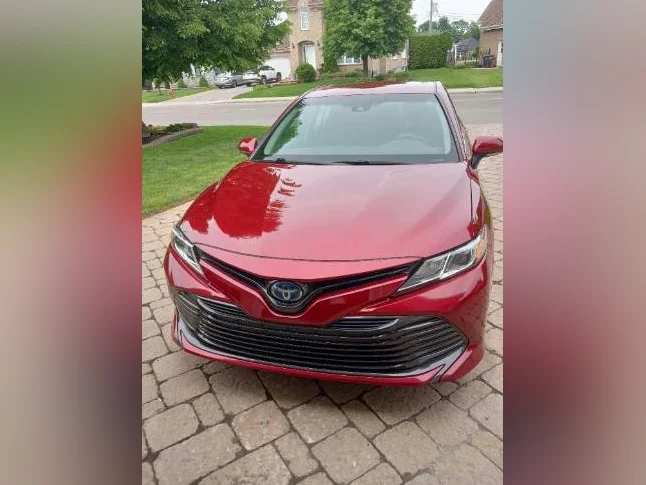 Toyota Camry LE hybride 2018 thumbnail 7