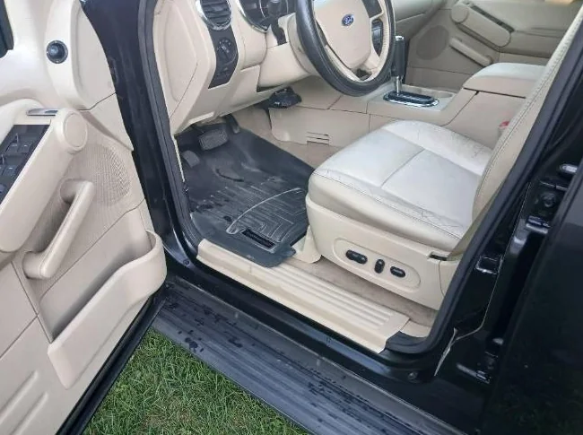 Ford explorer xlt 2006 thumbnail 6