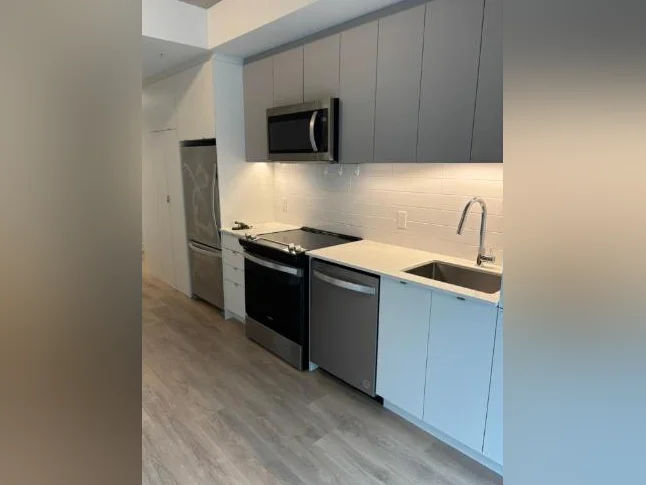 Joli condo 3 1/2 thumbnail 4