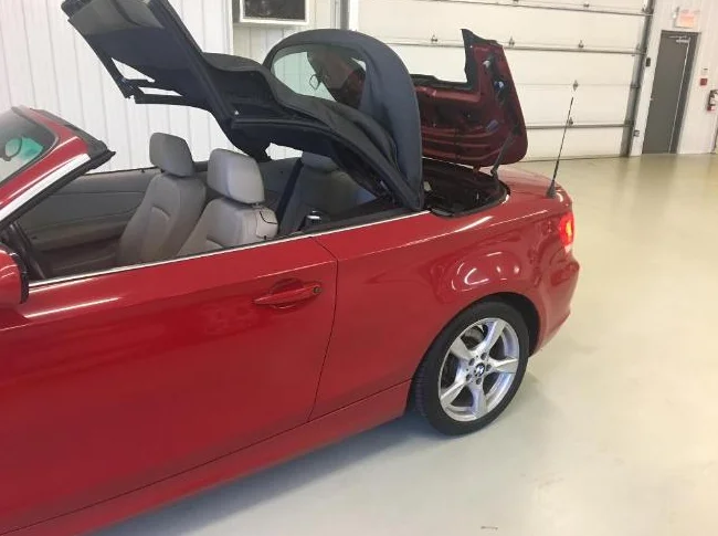 BMW 128i thumbnail 3