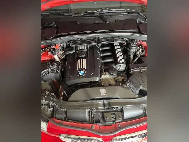 BMW 128i thumbnail 8