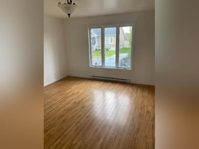 Appartement Grand 5 1/2 thumbnail 5