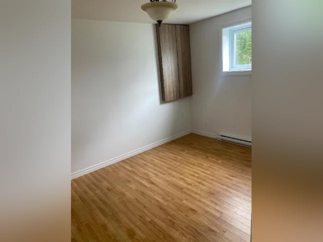 Appartement Grand 5 1/2 thumbnail 8