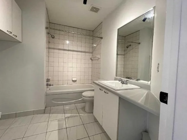 Logement 4 1/2 à louer St-Jérôme pour le 1er juillet 1 450$ thumbnail 9