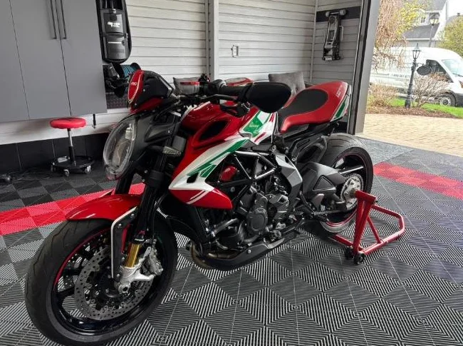 MV Agusta dragster RC 2022 thumbnail 3