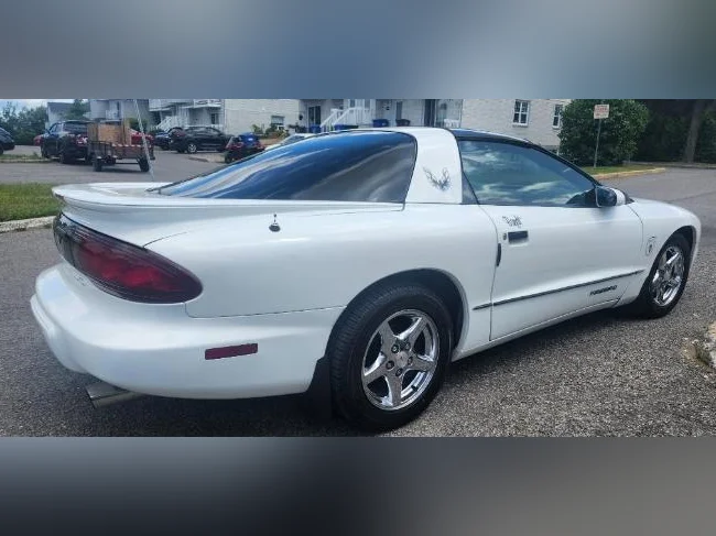 Pontiac Firebird 1995 3.4 L 6 cilyndres thumbnail 5