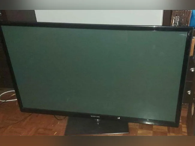 Samsung 59" TV see description