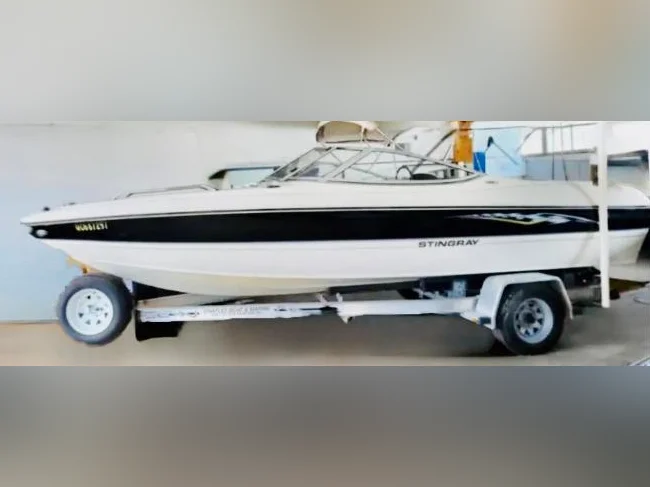 Bateau Stingray 2006, 195 LR, 19 pied 1/2 thumbnail 10