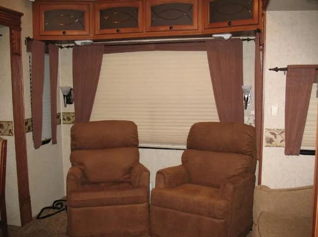 Fifthwheel Big Country 2011 3250TS thumbnail 4
