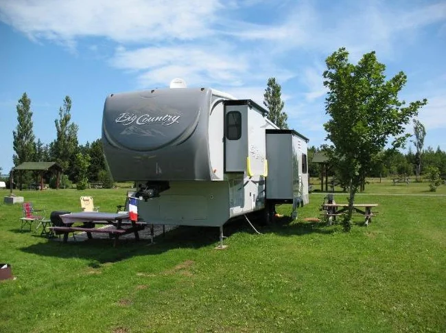 Fifthwheel Big Country 2011 3250TS thumbnail 2