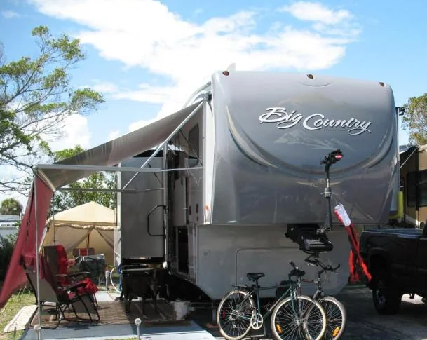 Fifthwheel Big Country 2011 3250TS thumbnail 6