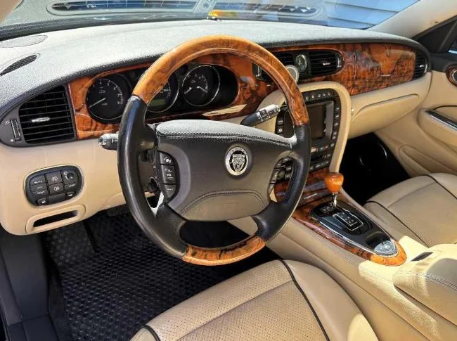 JAGUAR XJ 2009 thumbnail 6