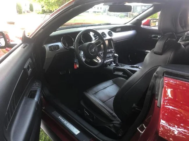 2015 Ford Mustang GT Premium Cabriolet V8 5.0 Litres 422 HP 57225Km thumbnail 8