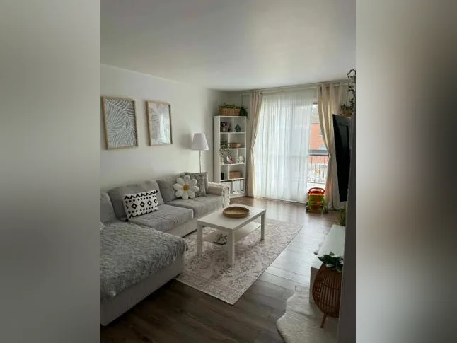 4 ½ au 2e etage - Emplacement de choix à St-Laurent