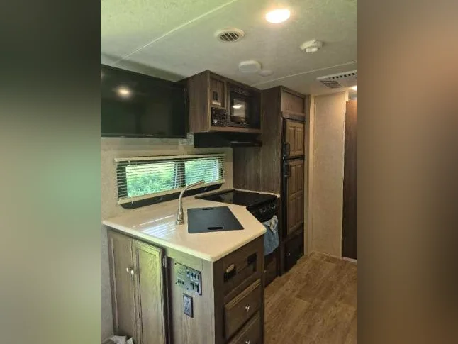 Rockwood mini light 2019 2506S thumbnail 3