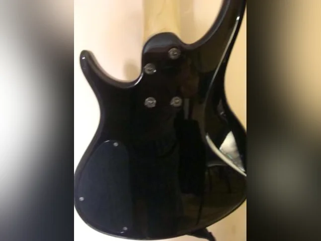 Basse Tobie de Tobias thumbnail 5