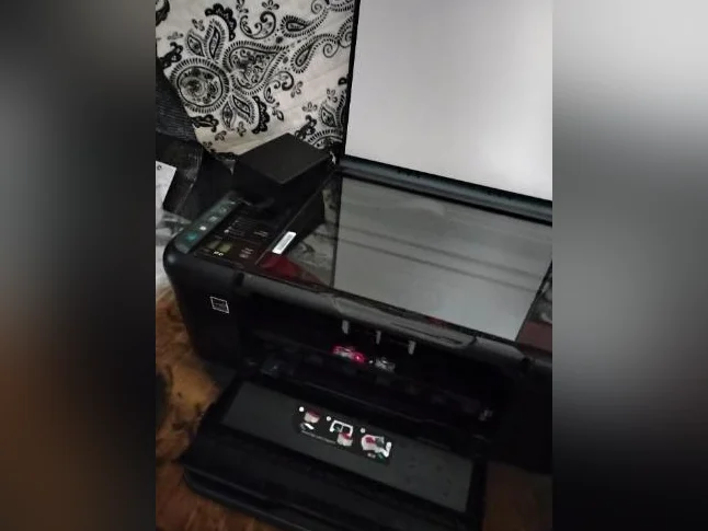 imprimante HP photocopieur et fax couleur thumbnail 3