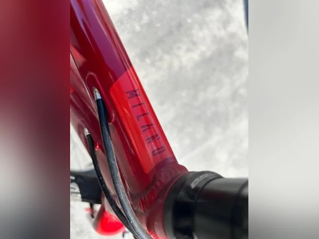 Vélo assistance électrique Devinci – pour personne de 4’10" @ 5’3" thumbnail 3