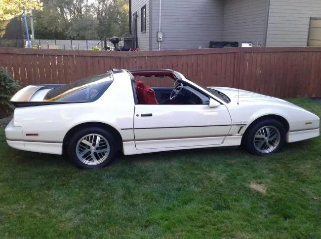 1985 Pontiac Trans Am T-Tops * ORIGINAL * thumbnail 3