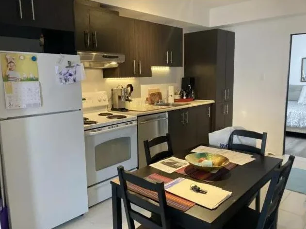 3 1/2 Vieux terrebonne appartement thumbnail 3