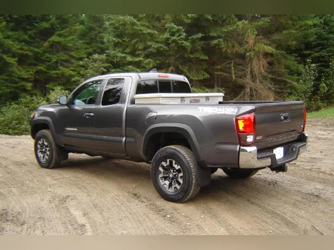 Camion Tacoma 2018 thumbnail 2