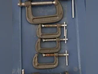 outils très variés pour peintre--DOIT VIDER MES ESPACES-RANGEMENT**URGENT thumbnail 3