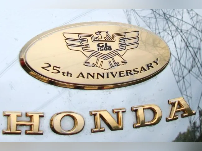 HONDA GOLDWING 2000 SE 25th Anniversary thumbnail 3