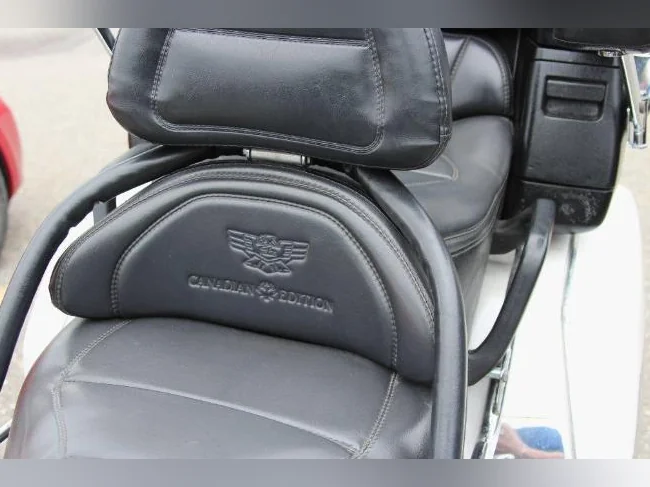 HONDA GOLDWING 2000 SE 25th Anniversary thumbnail 5