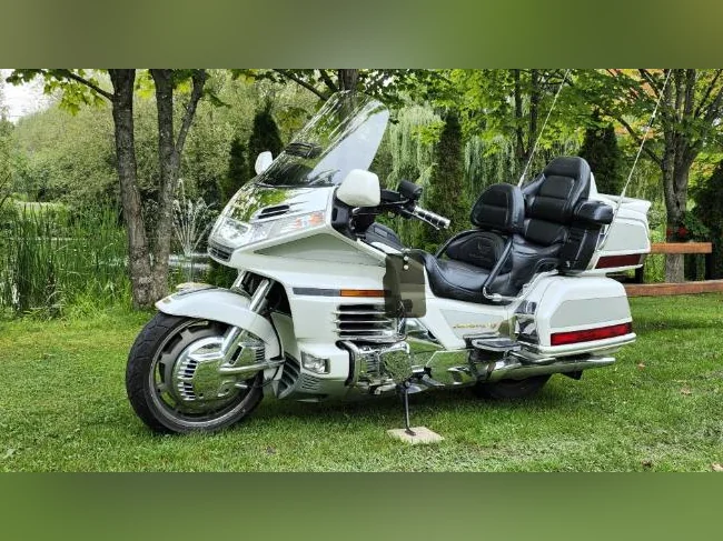 HONDA GOLDWING 2000 SE 25th Anniversary