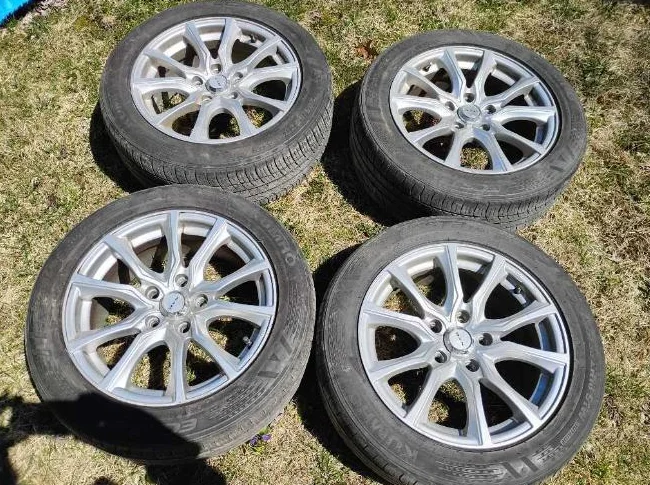 Pneus d'été sur Mags 205/55R16