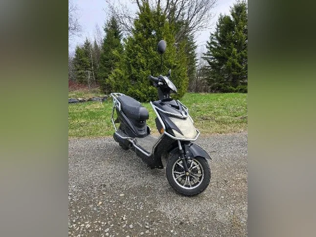 scooter électrique thumbnail 9