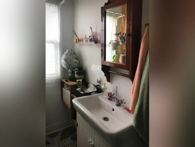 LOGEMENT ET AIDE À LA FRANCISATION EN ÉCHANGE DE SERVICES thumbnail 4