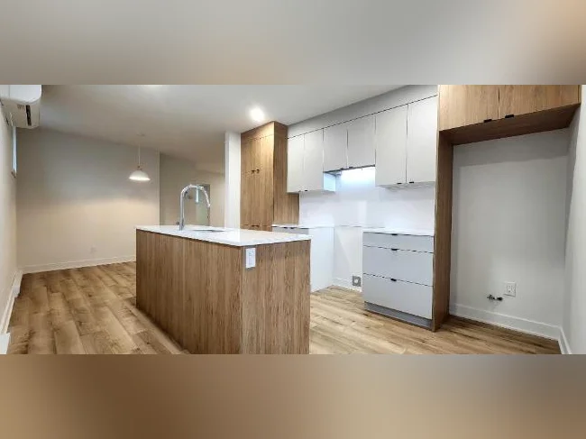 4 1/2 - CONDO NEUF ** 1 MOIS GRATUIT** thumbnail 9