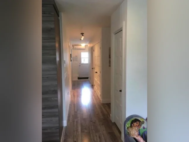 Grand logement 5 1/2 au 24 rue Arsène thumbnail 10