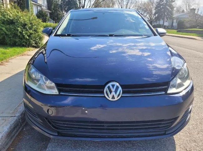 2016 Volkswagen Golf thumbnail 2