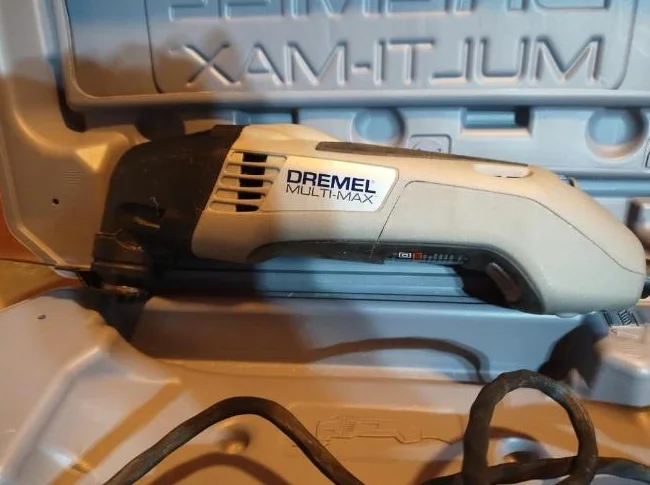 Dremel Multi-Max (outil oscillant filaire) thumbnail 2