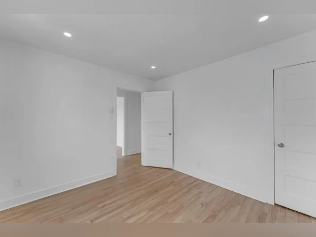 Grand 7½ rénové | 3 chambres | 2 salles de bain | Secteur calme thumbnail 7