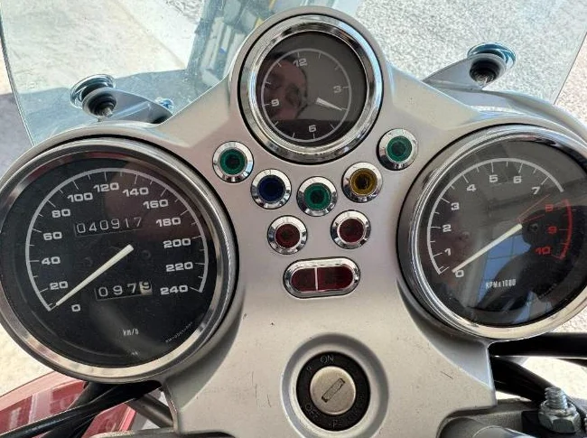 BMW R1150R  2001 SEULEMENT 40 917km ! thumbnail 2