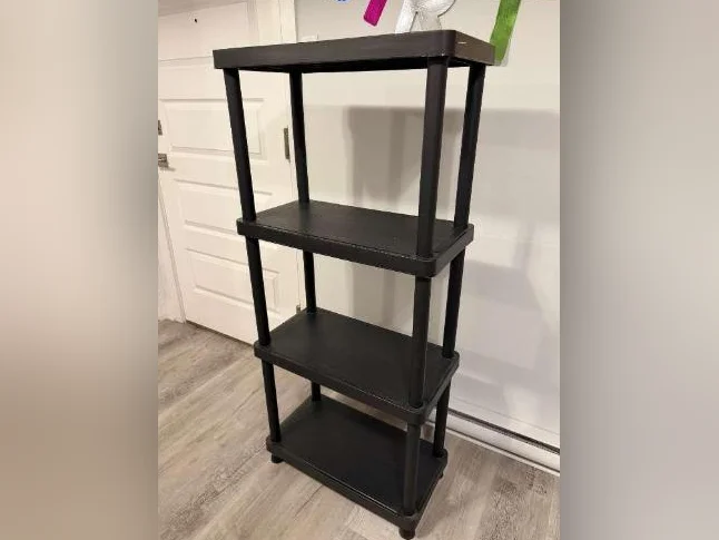 4-Tier Plastic Storage Shelf / Étagère en plastique à 4 tablettes / Estantería plástico 4 niveles thumbnail 5