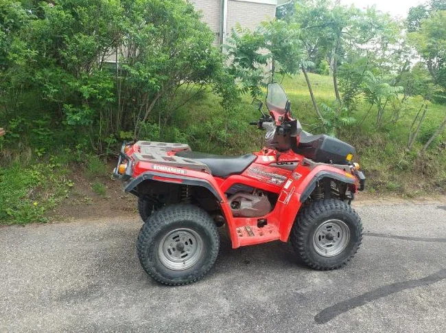 VTT Outlander Bombardier 400
