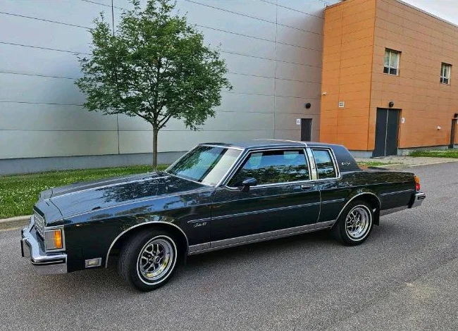 Oldsmobile Delta 88 1985 thumbnail 2