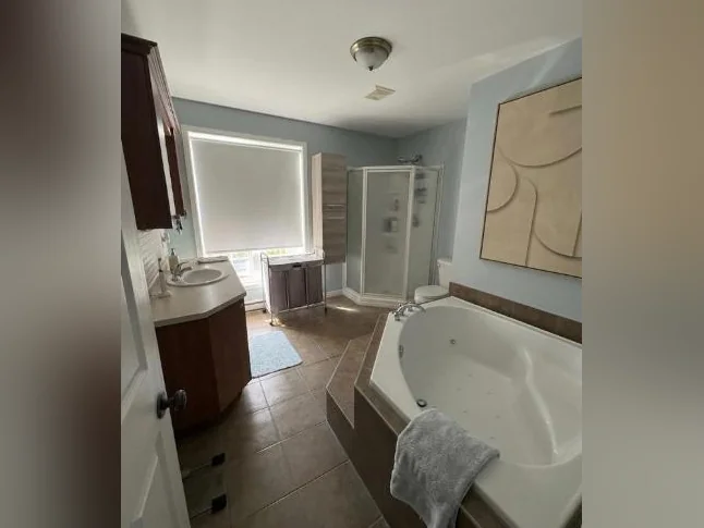 Appartement style condo à louer thumbnail 7