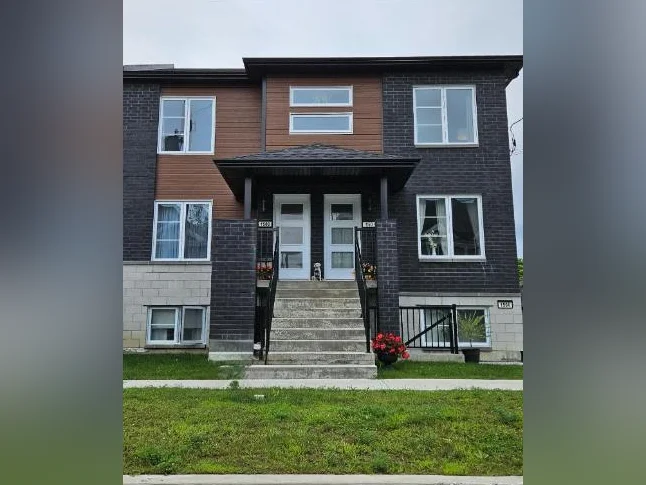 PREMIER MOIS GRATUIT 4 1/2 RUE ALEXANDRE LACHUTE