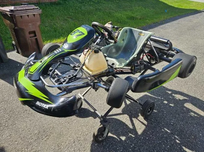 Kart 30 hp + trailer + équippement