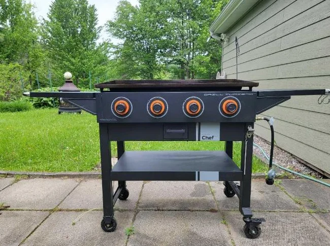 Grille Master Chef 4 bruleurs Plancha