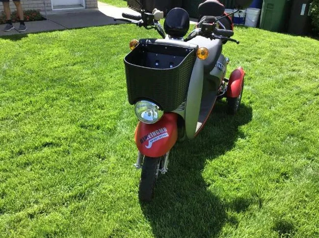 triporteur scooter VOLT XG très propre comme neuf, thumbnail 4