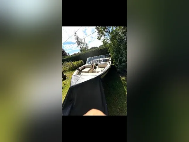 Bateau pour ski nautique ou peche Inboard crestliner 1850 thumbnail 3