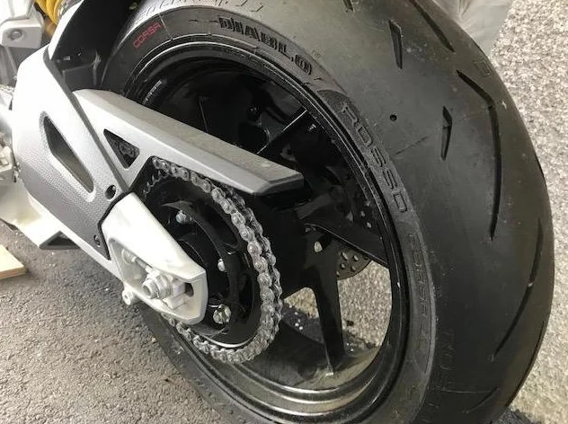Moto Aprilia Tuono 660 Factory 2022 thumbnail 7