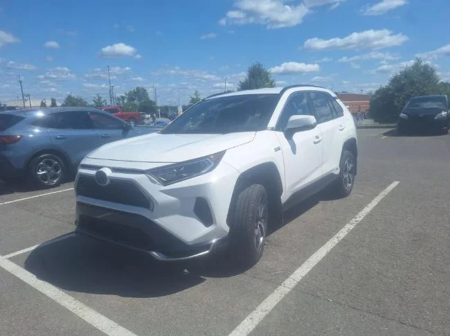 RAV4 Prime 2021, branchable, SE, AWD. thumbnail 6